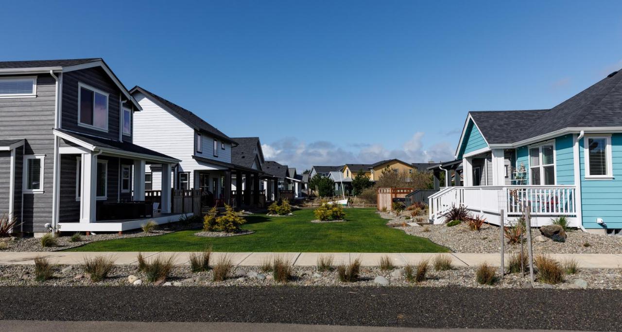 Sasquatch Shore House โอเชียนชอร์ส ภายนอก รูปภาพ